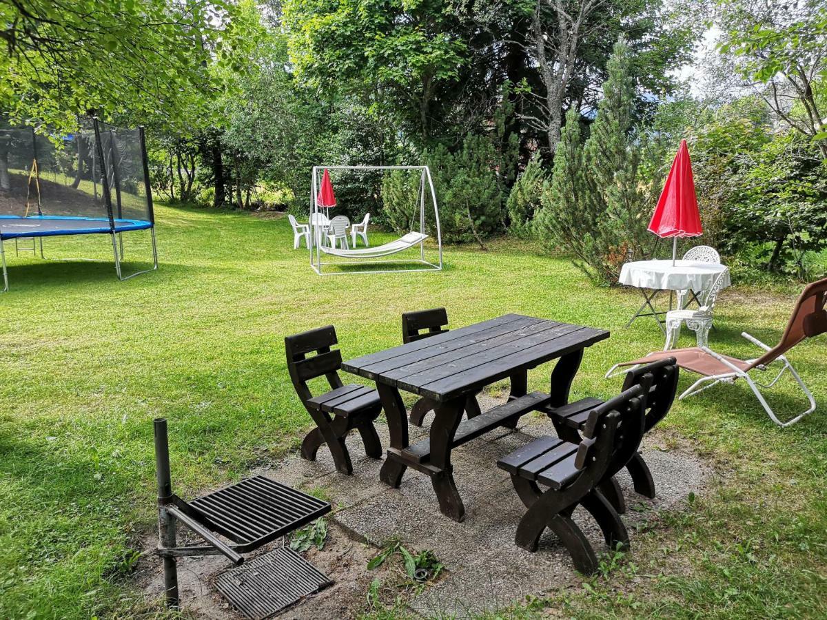 C4 Albmatte-Fewo Sauna, Hallenbad Aussenbecken Massagen Nebenan Menzenschwand Bagian luar foto